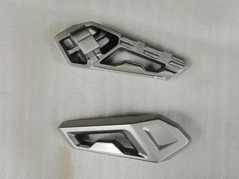 SYM_BRAKETI BASAMAK YOLCU ACILIR BAGLAMA BRAKETI SOL ADX125